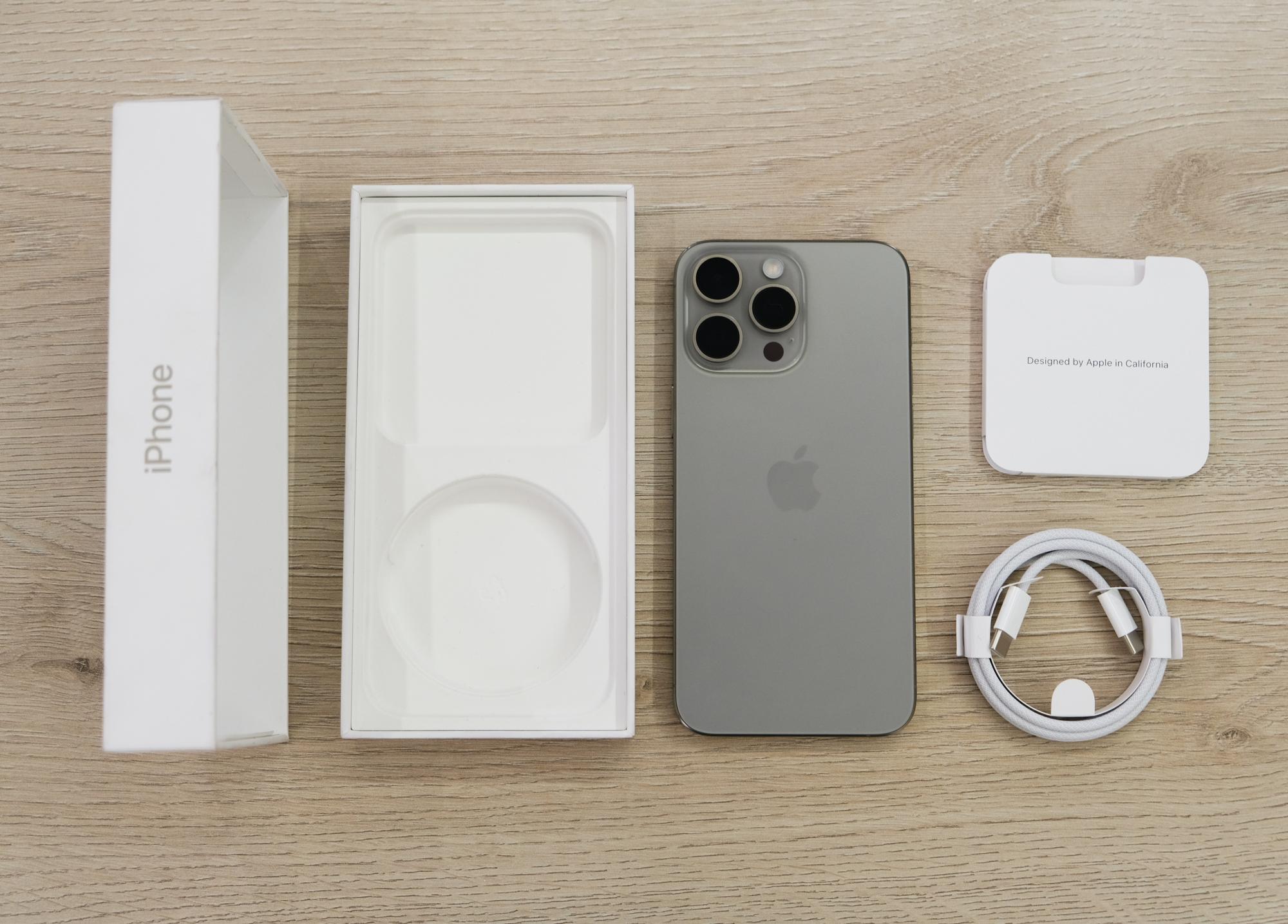 iPhone 15
